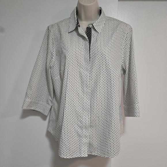 Chico's Tops - Chico's Size 2P (PL) White 100% Cotton Wrinkle Resistant 3/4 Sleeve Blouse